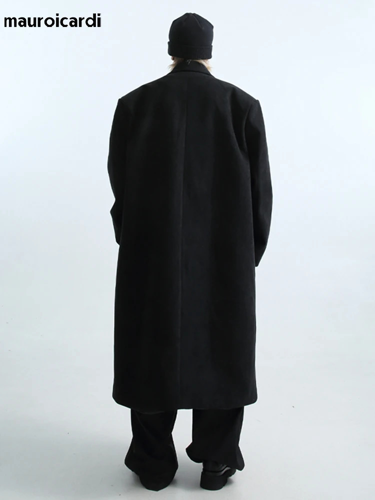 Mauroicardi Autumn Winter Long Oversized Warm Soft Black Trench Coat Men with Shoulder Pads Loose Casual Korean Fashion Overcoat 240219