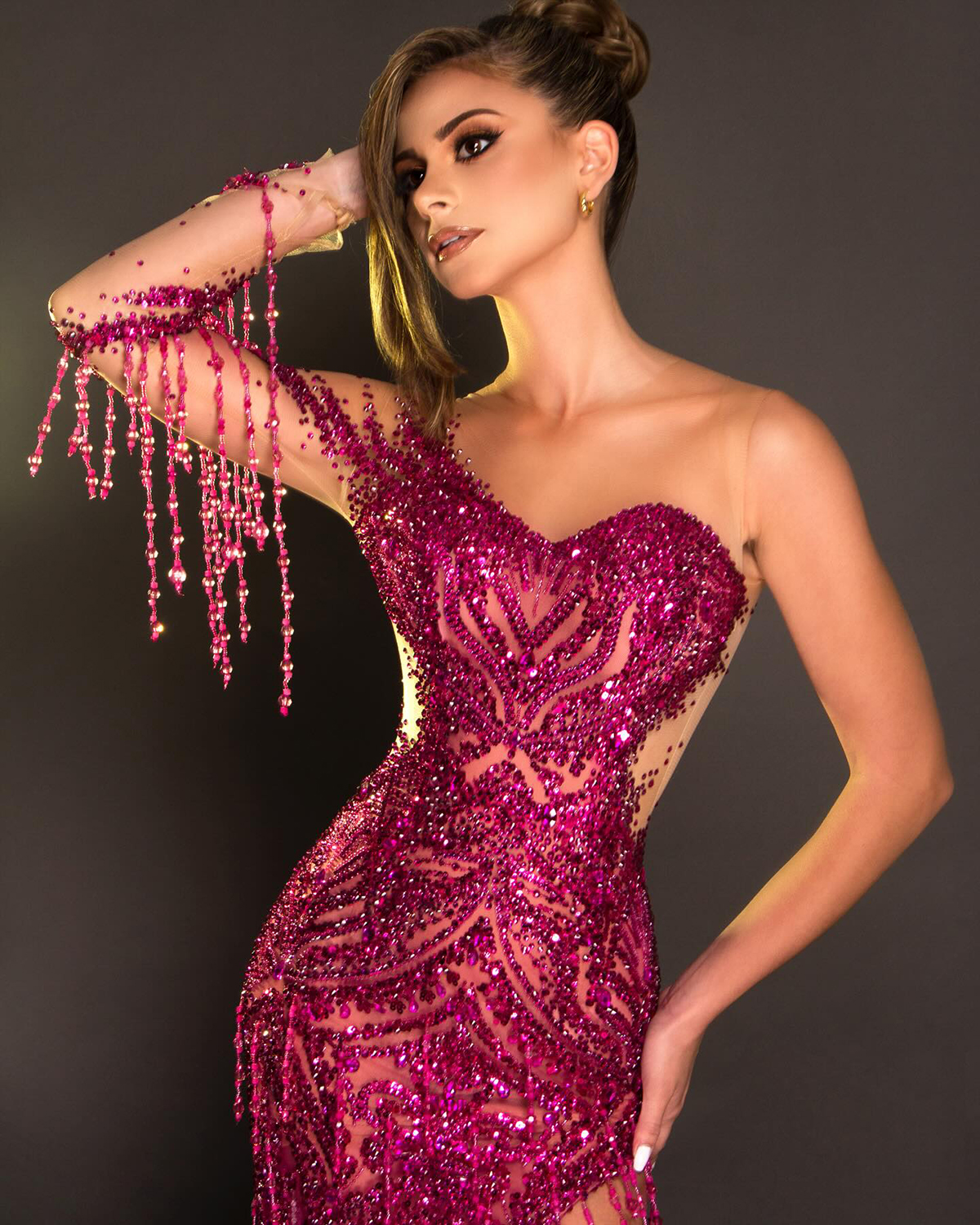 Sequins Beaded Prom Dresses Nude Sheer Neck Mermaid Evening Gowns Custom Made Side Split Formal Occasion Dress