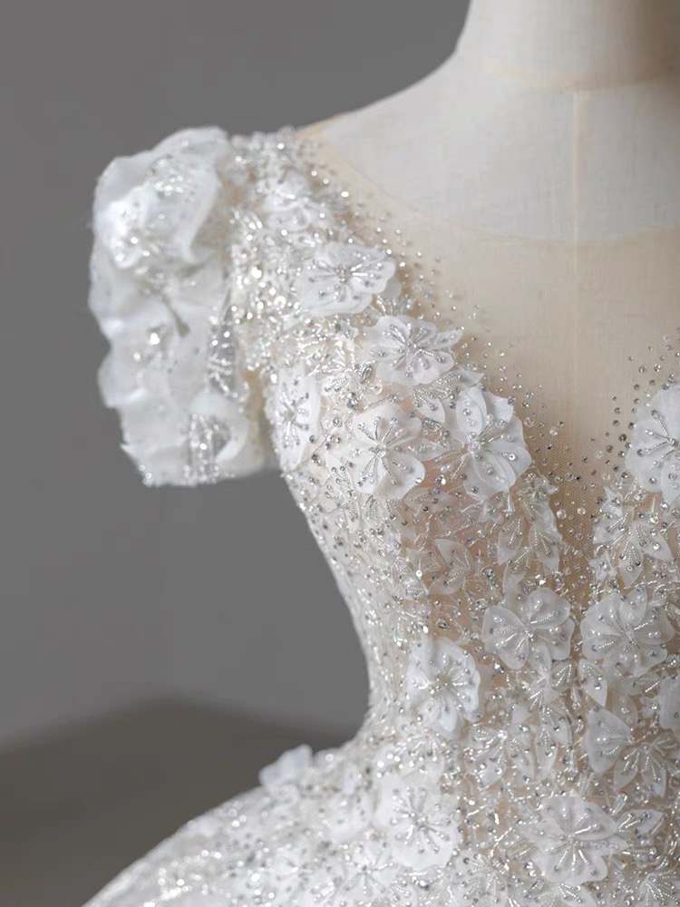 Charmig Beach shiny A Line Wedding Dresses for Bride Women Boho Plus Size Long Sleeves Lace Flowers Sheer Jewel Neck Backless Court Train Bridal Gown 