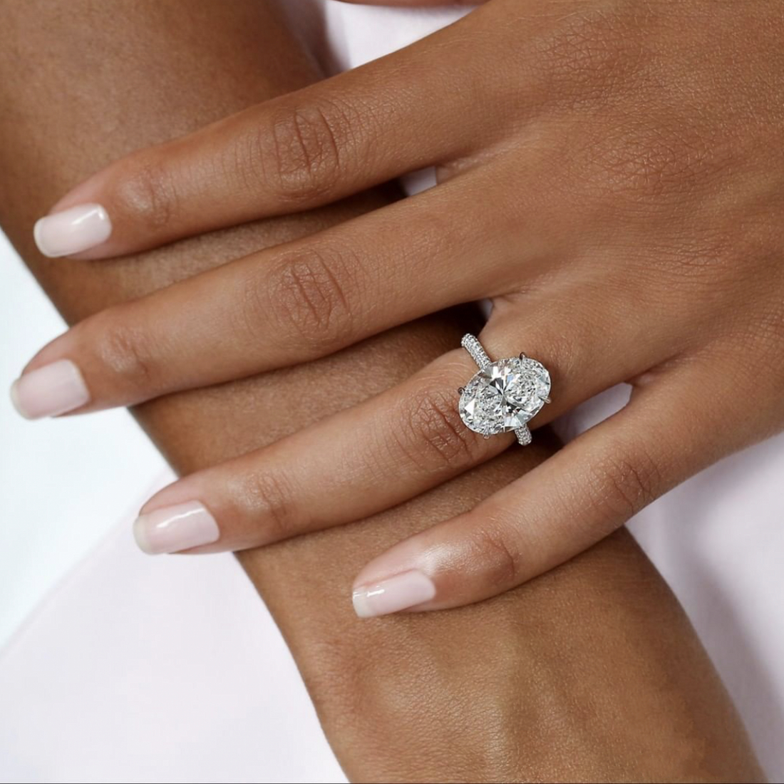 Luxury 100% 925 Sterling Silver rings finger Engagement Wedding jewelry for Women Big oval cut 4 carat Simulated Diamond Ring sets gift