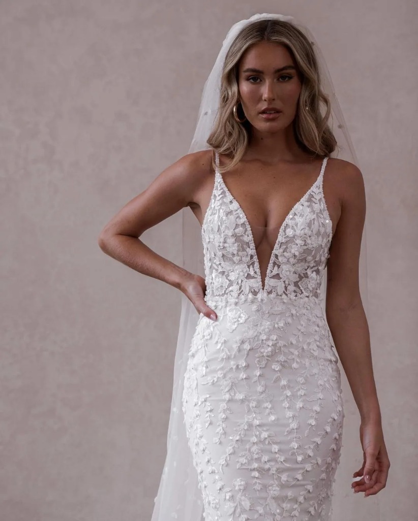 Bohemian Mermaid Wedding Dress Backless Spaghetti V Neck Lace Appliqued Beach Bridal Gown Robe De Mariee For Bride 0914