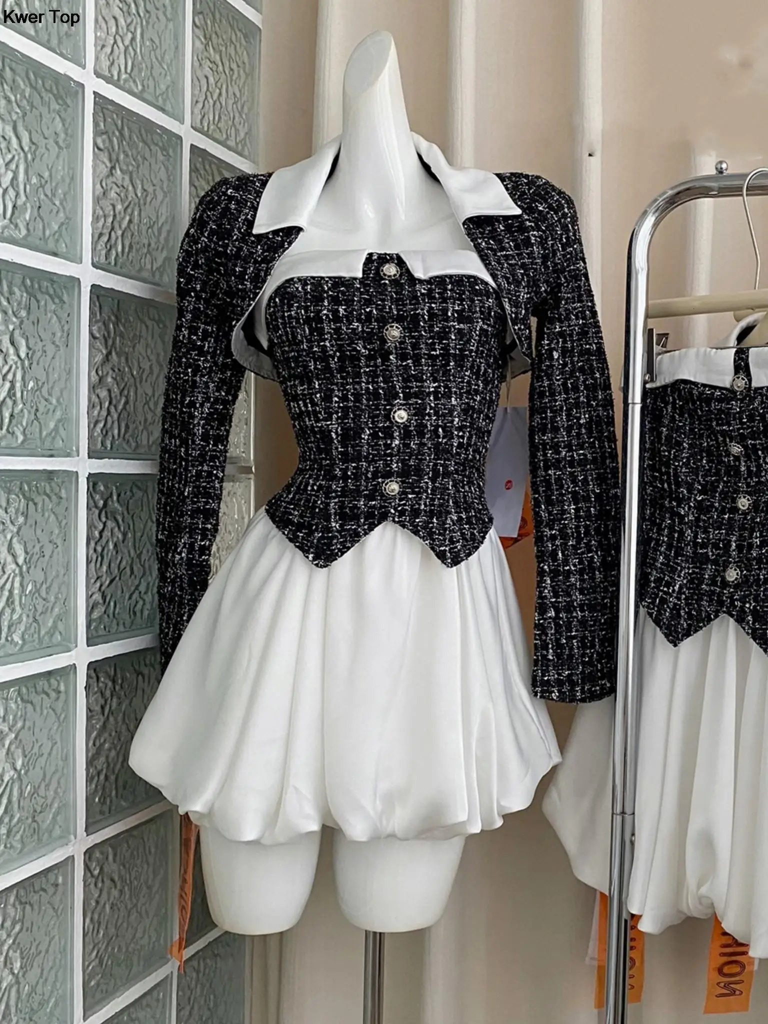 Korean Elegant Tweed 2 Piece Dress Set Black Short Blazer Coat Sweet Y2k Mini Dresses Women Autumn Fashion Suit OL Clothes 240223