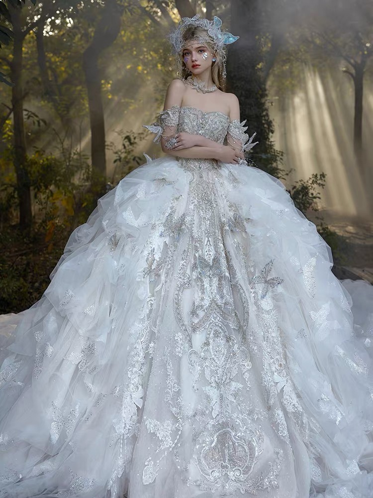 2024 Ball Gowns Wedding Dresses Princess Gown Corset Sweetheart Organza Ruffles Cathedral Train Bridal Beaded Embroidery princess Beach Boho Bride Dre