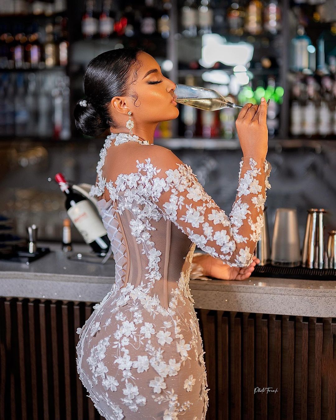 Mermaid Gorgeous Lace Wedding Dresses Beaded Plus Size Bridal Gowns Long Sleeves Sheer Jewel Necke Appliqued Vestido De Novia