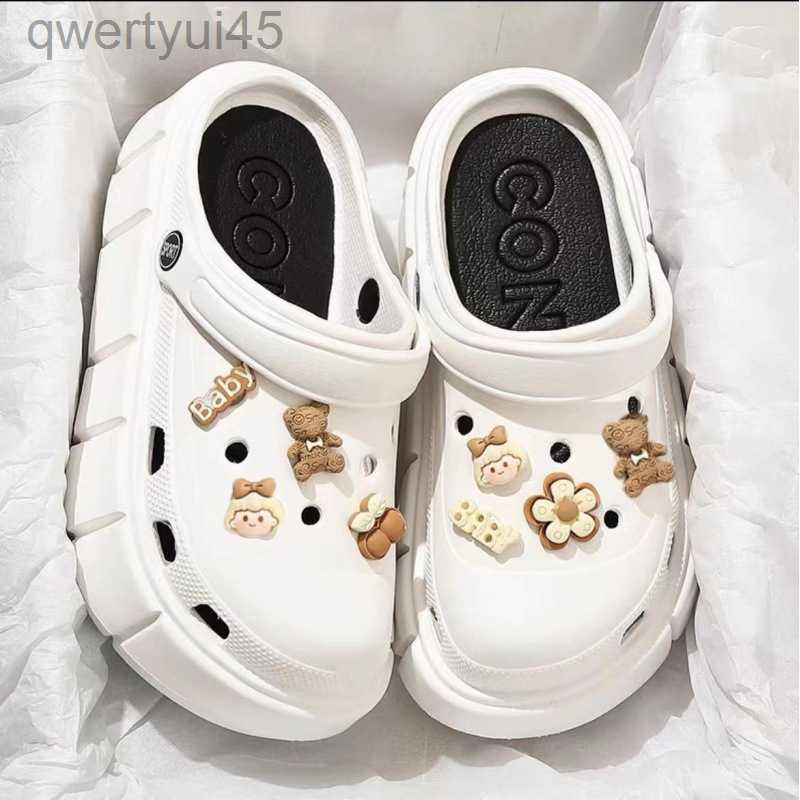 2024 Fashion Women Slippers Sandals Platform Clogs With Charms Thick Sole EVA Flip Flops Comfortable Casual Shoes For Female 41