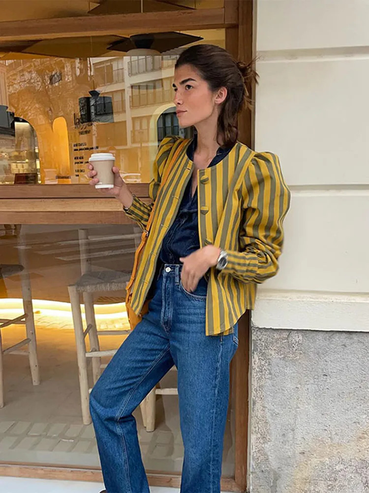 Fashion Contrast Strip Thin Crop Coat Women Elegant O Neck Puff Sleeve Bomber Jacket Spring Lady Chic Artistic Streetwear 240304