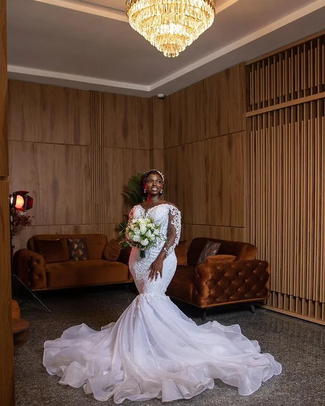 2024 Oct Arabic Aso Ebi White Mermaid Wedding Dress Lace Beaded Sheer Neck Long Sleeves Bridal Gowns Dresses