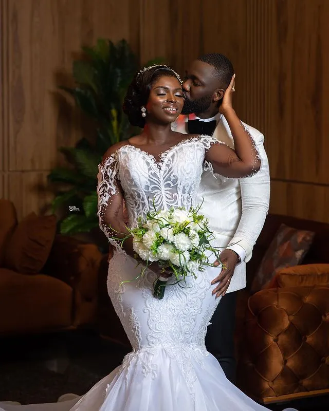 2024 Oct Arabic Aso Ebi White Mermaid Wedding Dress Lace Beaded Sheer Neck Long Sleeves Bridal Gowns Dresses