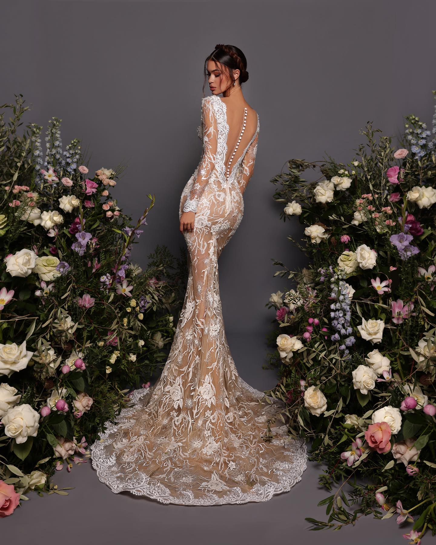 Mermaid Lace Dresses champagne ing V Neck Designer Wedding Dress long sleeves Illusion Back pearls embroidery wedding bridal gowns
