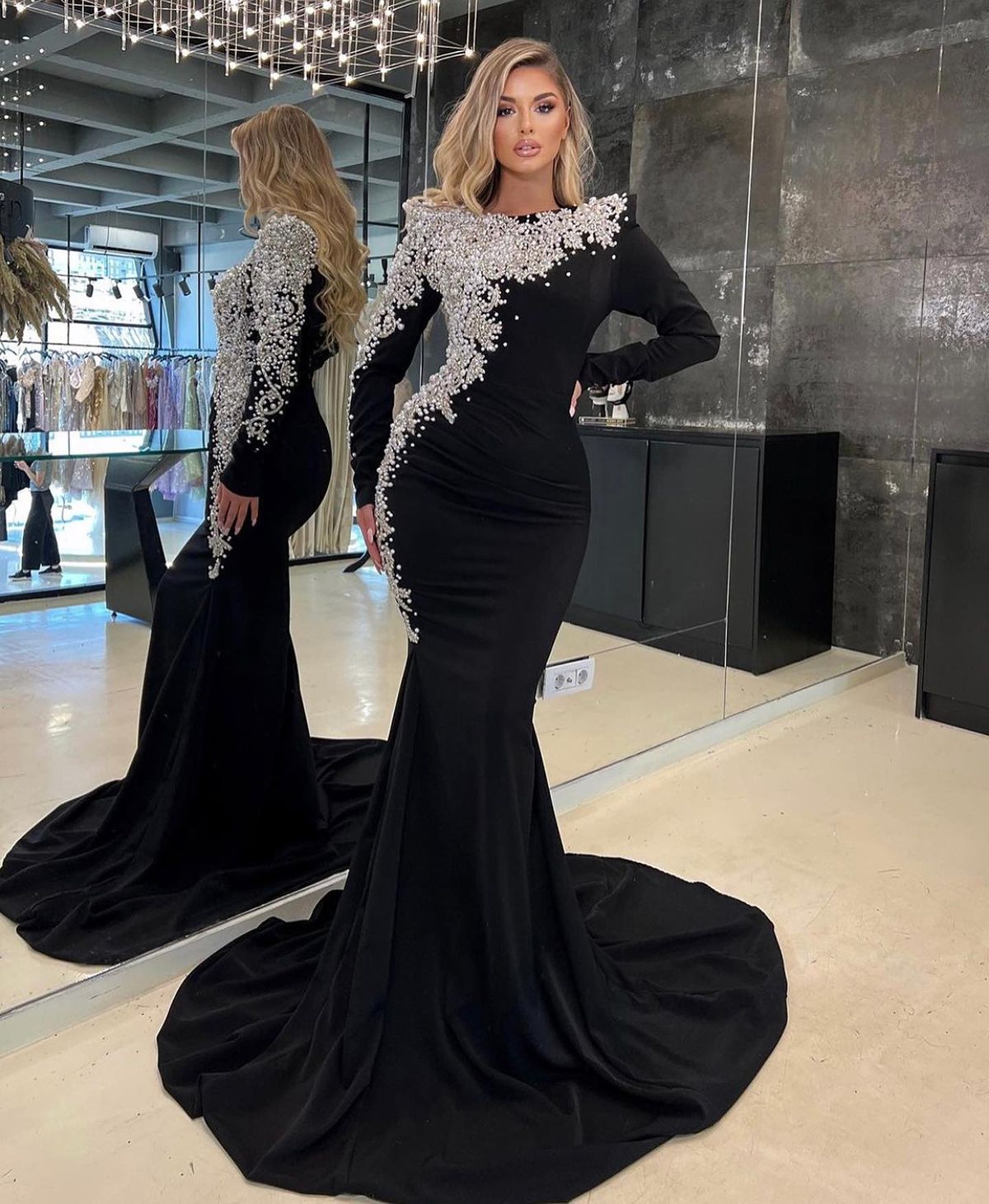 2024 Black Dresses Wear Sexy Jewel Neck Mermaid Crystal Beads Pearls Long Sleeves Arabic Women Formal Evening Gowns 0920