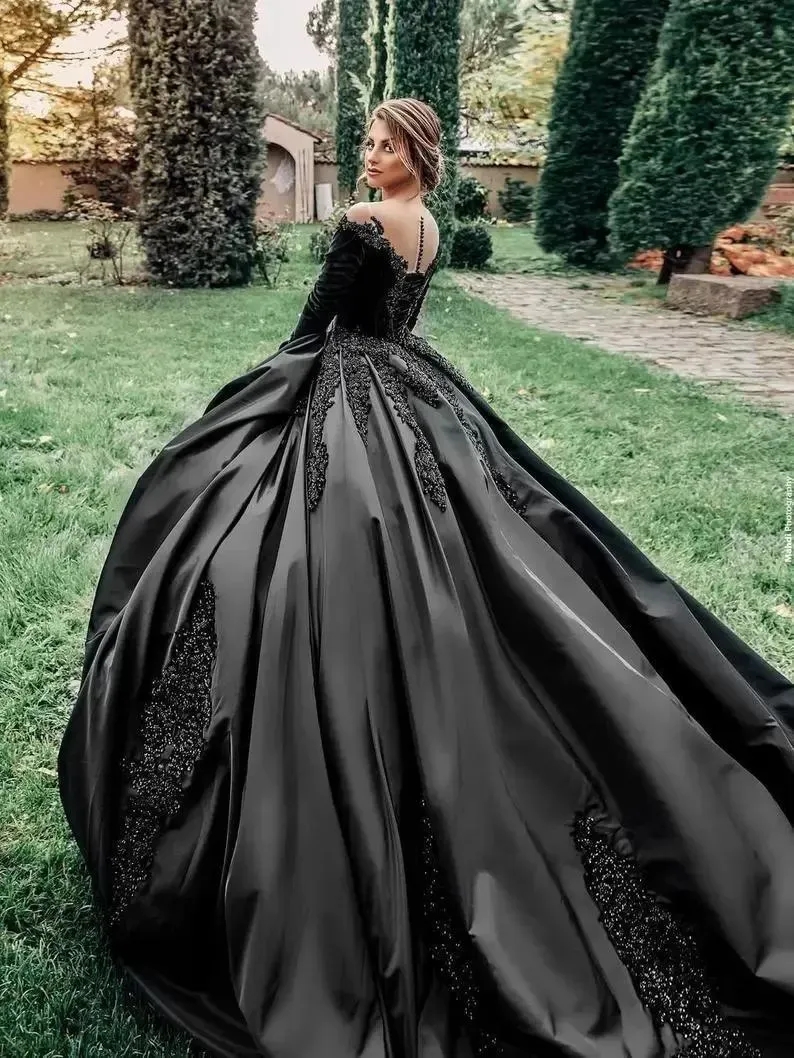 2024 Princess Plus Size Unique Black Gothic Ball Gown Wedding Dresses Bridal Gowns Sheer Neck Satin Long Sleeves Lace AppliquedBeading Dress Marriage