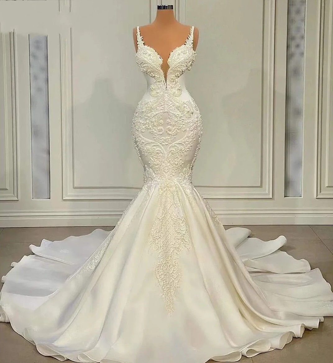Wedding Spring Mermaid Dress Sexy V-Neck Pearls Appliqued Lace Satin Bridal Gowns Chic Vestidos Noiva Robe De Mariage
