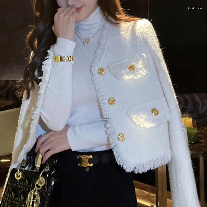 Women's Jackets French Style Elegant Design Tassel Button Cardigan Jacket Spring Autumn Fashion V Neck White Long Sleeve Loose Coat