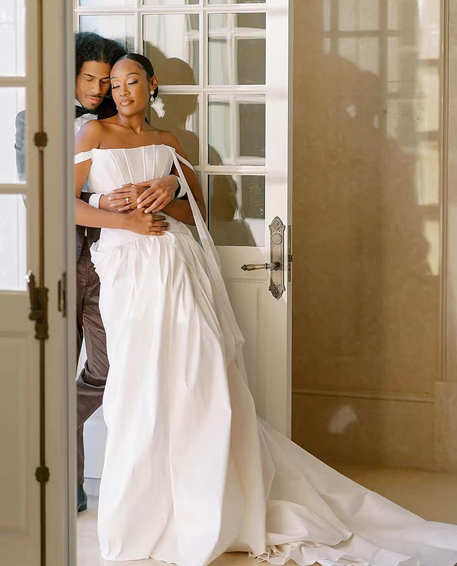 Pleats Square Off Shoulder Neck Crepe A Line Wedding Dress For Women Zipper Back Floor Length Stain Bridal Gown Custom Made