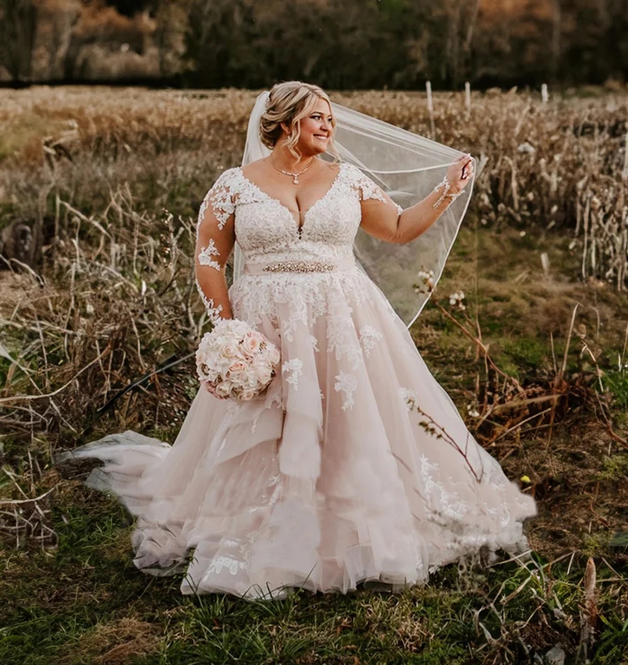 Plus Size Champagne V-Neck Wedding Dress 2024 Corset Back Long Sleeves Lace Appliques Bridal Party Gowns Vestidos De Novias
