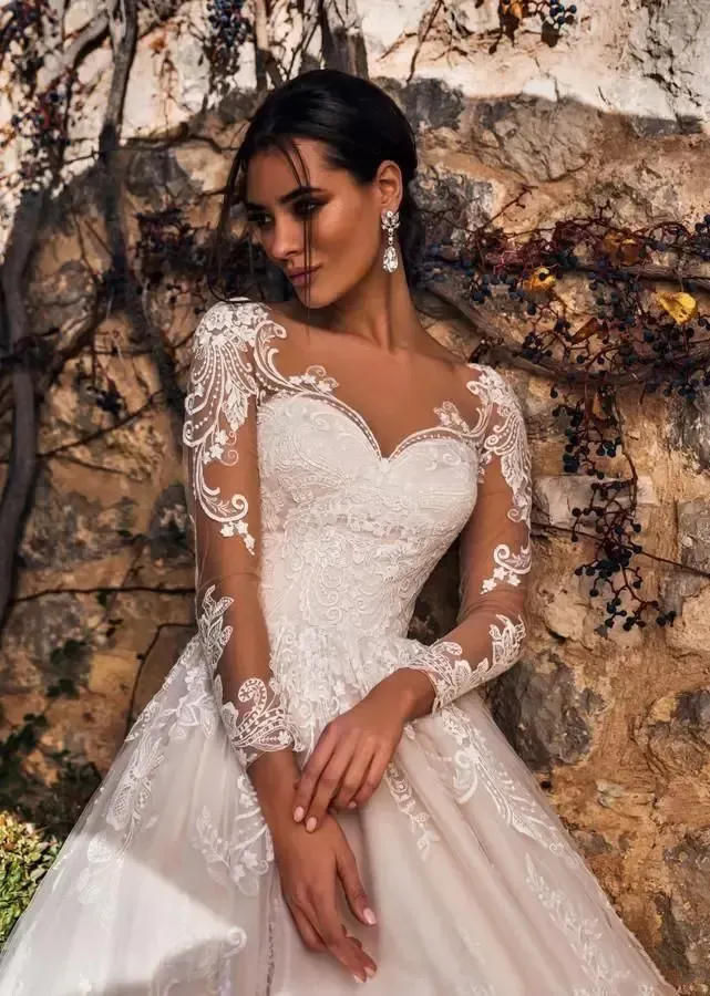 Elegant A-E Dresses Lace Sweetheart Long Illusion Sleeves Sweep Train Wedding Dress Bridal Gowns Vestidos De Novia 0219