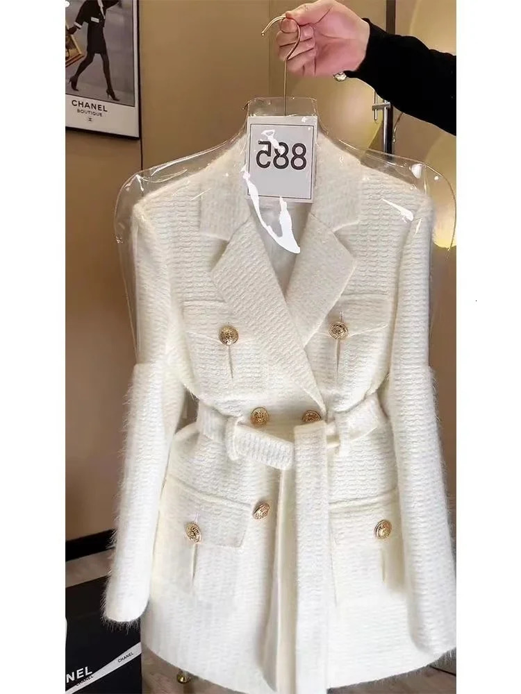 Fashion Korean White Blazer Jacket For Women Autumn Winter Vintage Long Sleeve Noted Double-breasted Coat Female Tops 240228