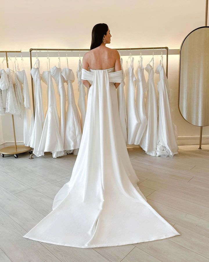 Simple Plus Beautiful Size Mermaid Wedding Dresses for Bride Women Strapless Satin Backless Sweep Train Sceond Reception Dress Bohemian Boho Bridal Go