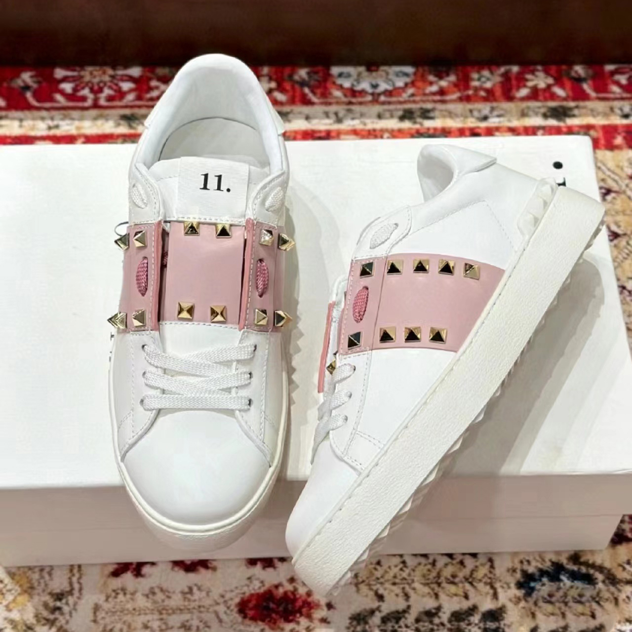 luxury Designer sneaker Casual Shoes tennis Dress rivet Low Basketball shoe Mens Womens Outdoor Low Run flat 2024New track Leather girl loafer lady hike walk With box