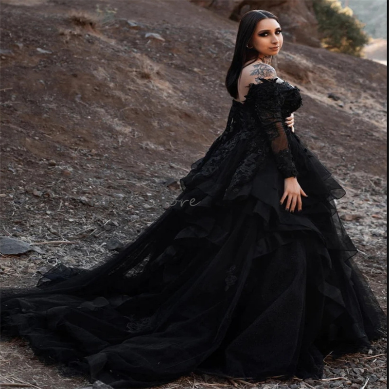 Gorgeous Black Gothic Wedding Dress 2024 Off Shoulders Luxury Ruffles Long Sleeve Bridal Gowns Backless Lace Appliques A Line Tulle Bride Dress Vestid