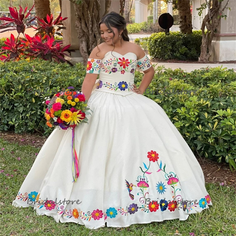 Mexican Theme White Quinceanera Dress 2024 Princess Embroidery Colorful Flower Vestido De 15 Quinceanera 2024 Debutante Birthday Party Vestidos De Nov