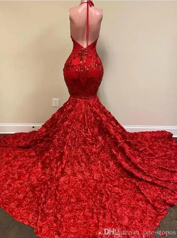 Gorgeous Backless Red Evening Dresses Halter Deep V Neck Lace Appliques Mermaid Prom Dress Rose Ruffles Special Ocn Party Gowns Bc10882 Lz0304