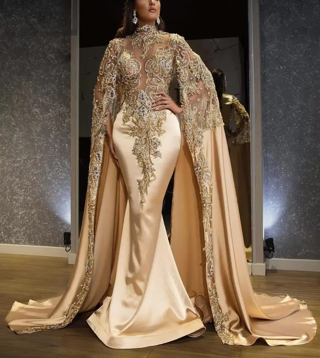 Champagne Urious Satin Mermaid Evening Dresses Lace Beaded Crystals Prom Dress With Sheer High Neck Long Sleeves Party Second Reception Gowns 2023