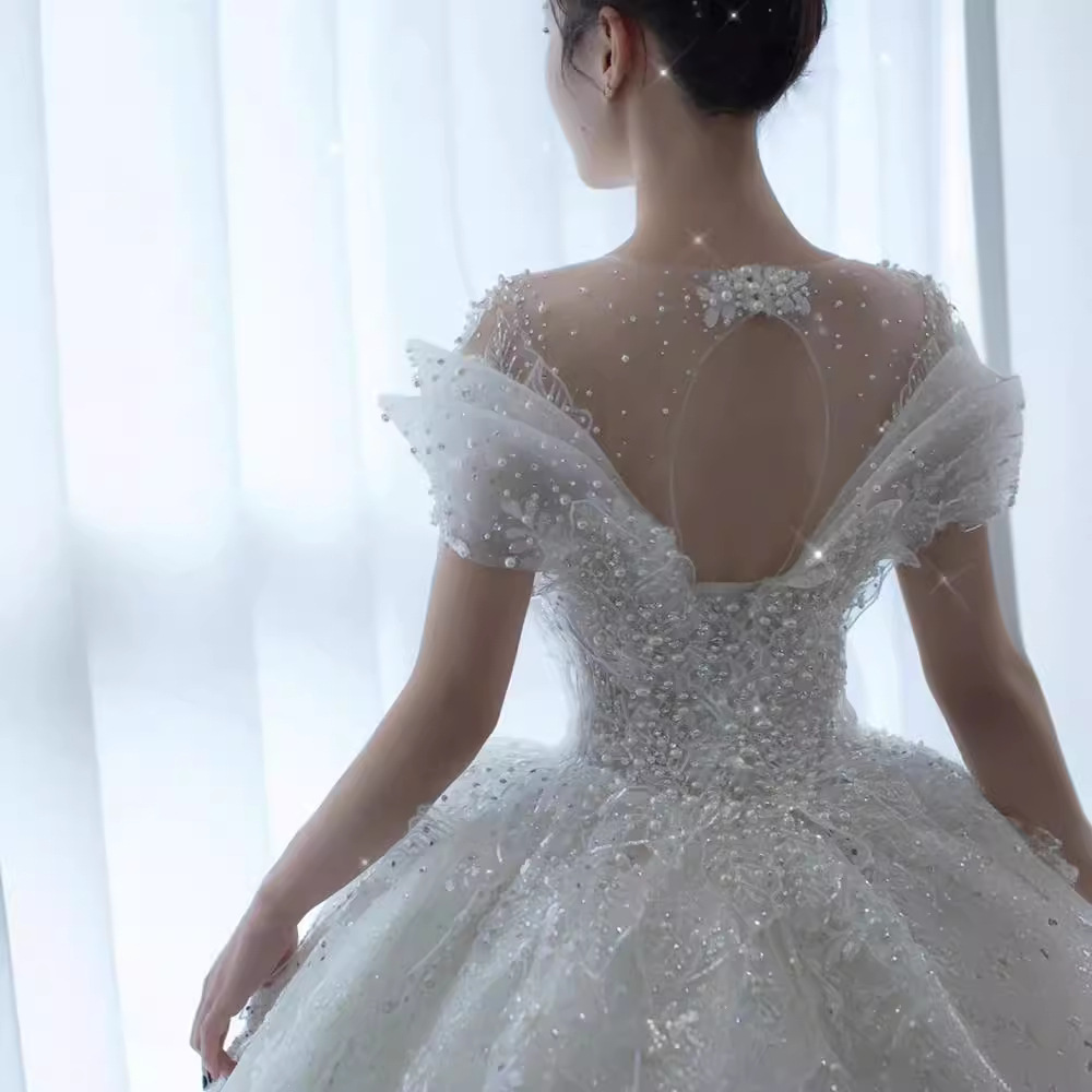 Illusion Bodice Short Sleeves A Line Wedding Dresses Crystal Lace Appliqued Sweep Train Plus Size Wedding Bride Gown vestido de novia