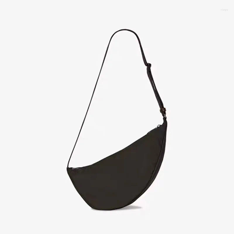 Stylish Nylon Canvas Shoulder Bag Unisex Armpit Crossbody Bag for Casual Wear