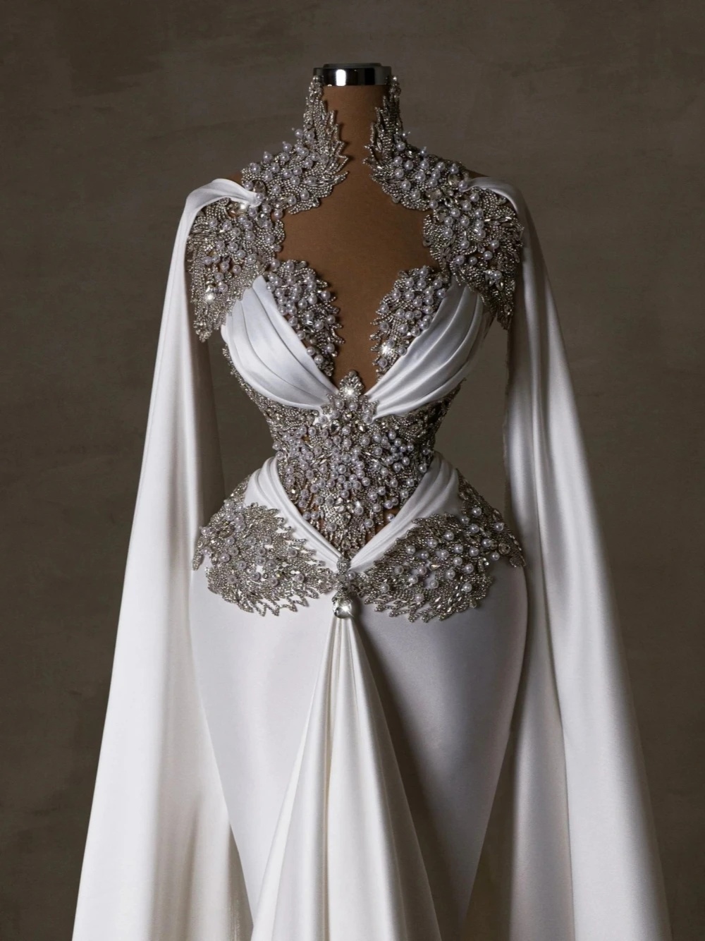 Gorgeous More Pearls Wedding Dress Pearl Crystal Beaded Mermaid Bridal Gowns with Cape Sleeve Bride Dresses Custom Made Plus Size