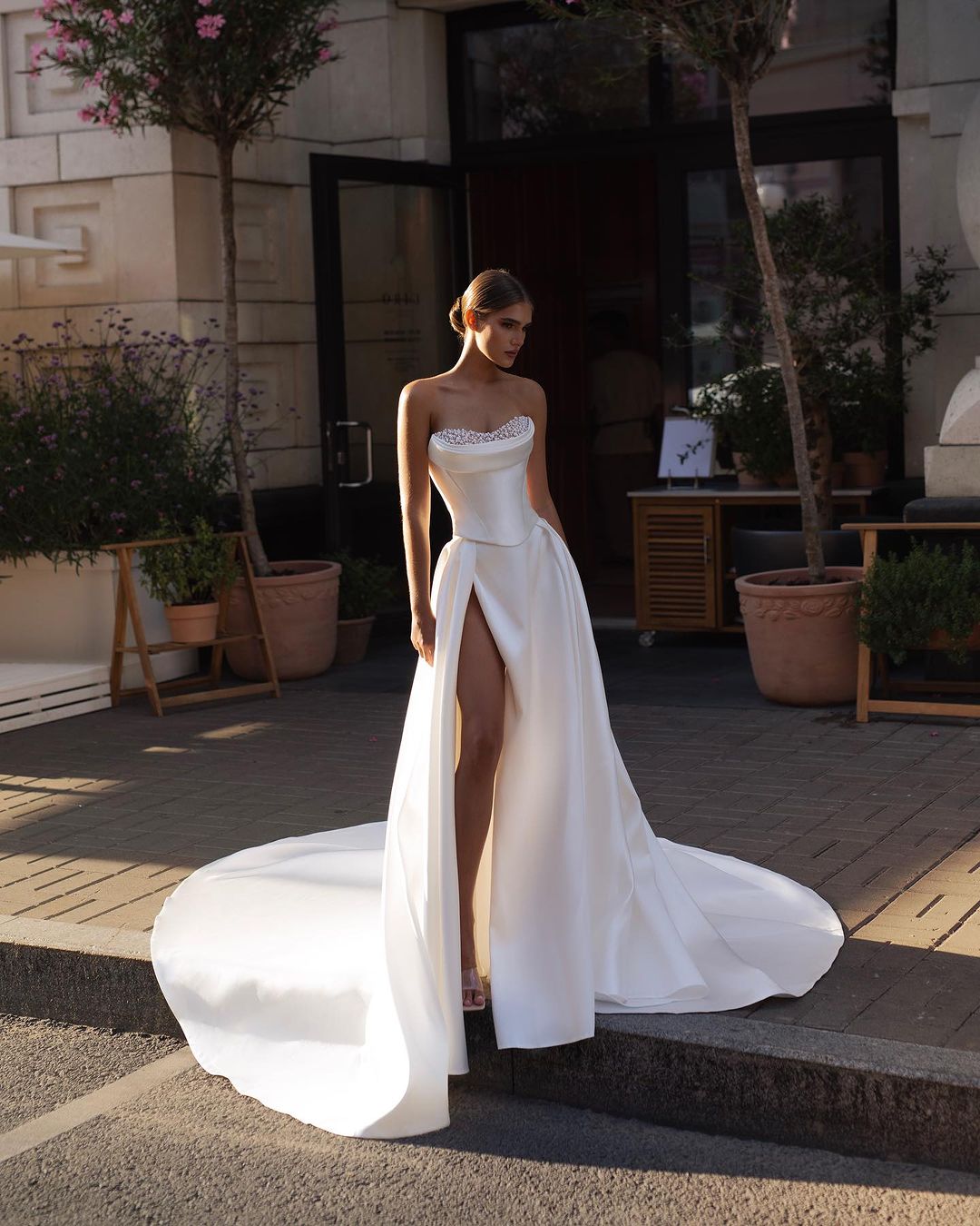 Vintage A E Dress Pearls Strapless Boho Country Wedding Dresses Backless Ruffle Vestidos De Novia Sweep Train Designer Bridal Gowns 6660306