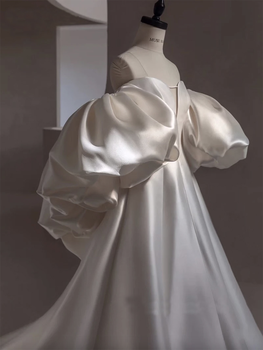 Newest Wedding Dress A-Line Satin Sweetheart Neckline Detachable Sleeves Custom Made Plus Sizes Bride Gown Vestidos De Novias 0509