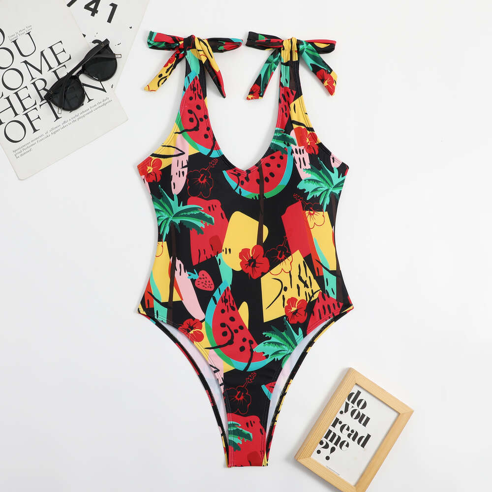 2024 New Multi Color Printed Chicken Heart Collar Women's Triangle Bodyback Sexy Swimwear Bikini