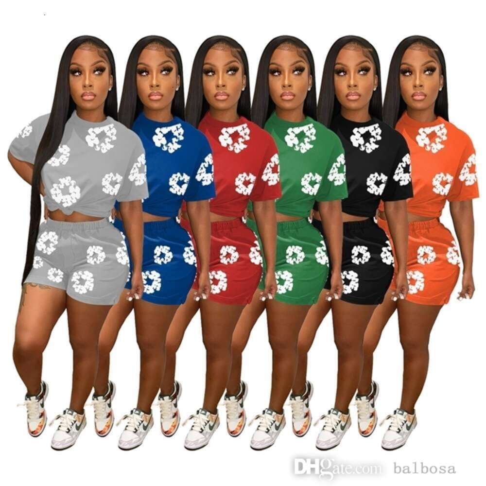Womens Tracksuits Two Pieces Set Designer New 24 Summer Popular Offset Printing Short Sleeve Shorts 6 Colours