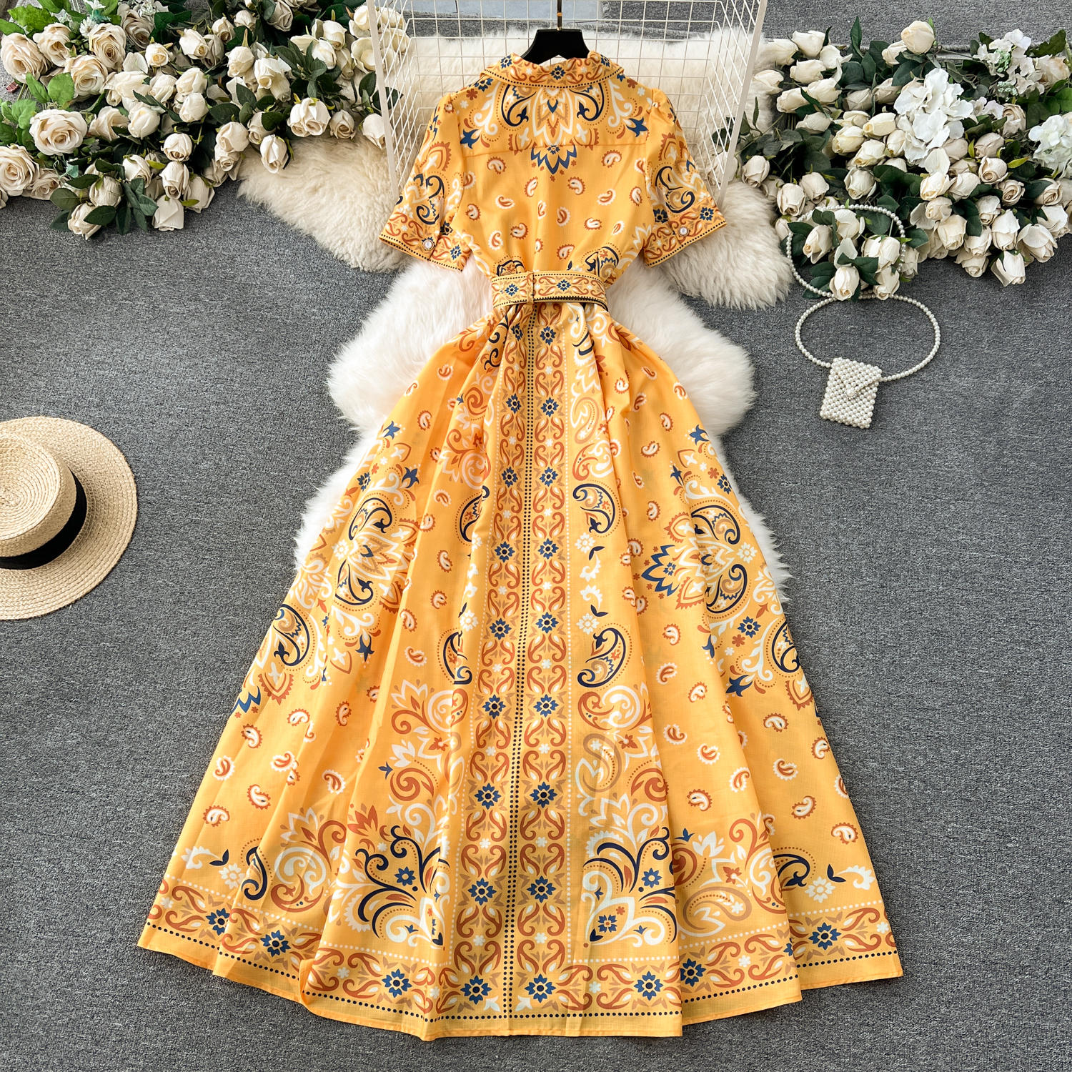 Casual Dresses Spring Vintage Floral Printed Dress High Waist V-neck Lantern Sleeve Short Pleated Dress White Red Long Sleeve A-line Dresses 2024