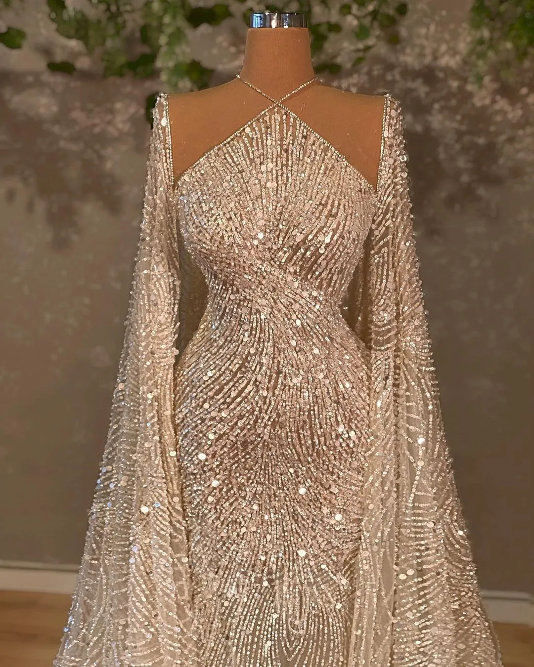Sequined Sparkly Mermaid Wedding Dress with Wrap Illusion Bling Dubai Princess Bridal Gowns Robe De Soiree Turkish Couture Abendkleider Bride Dresses 