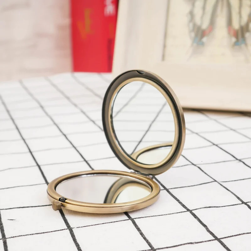 Portable Folding Mirror Mini Compact Stainless Steel Metal Makeup Cosmetic Pocket Mirror For Makeup Mirrors Beauty Accessories 240228