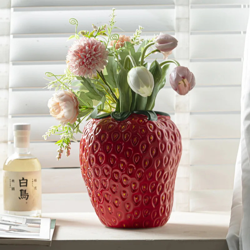 Strawberry Vase Ceramic Vase Cartoon Fruit Floral Arrangement Accessories Hydroponics Terrarium Home Decoration Accessories 240229 - view 4
