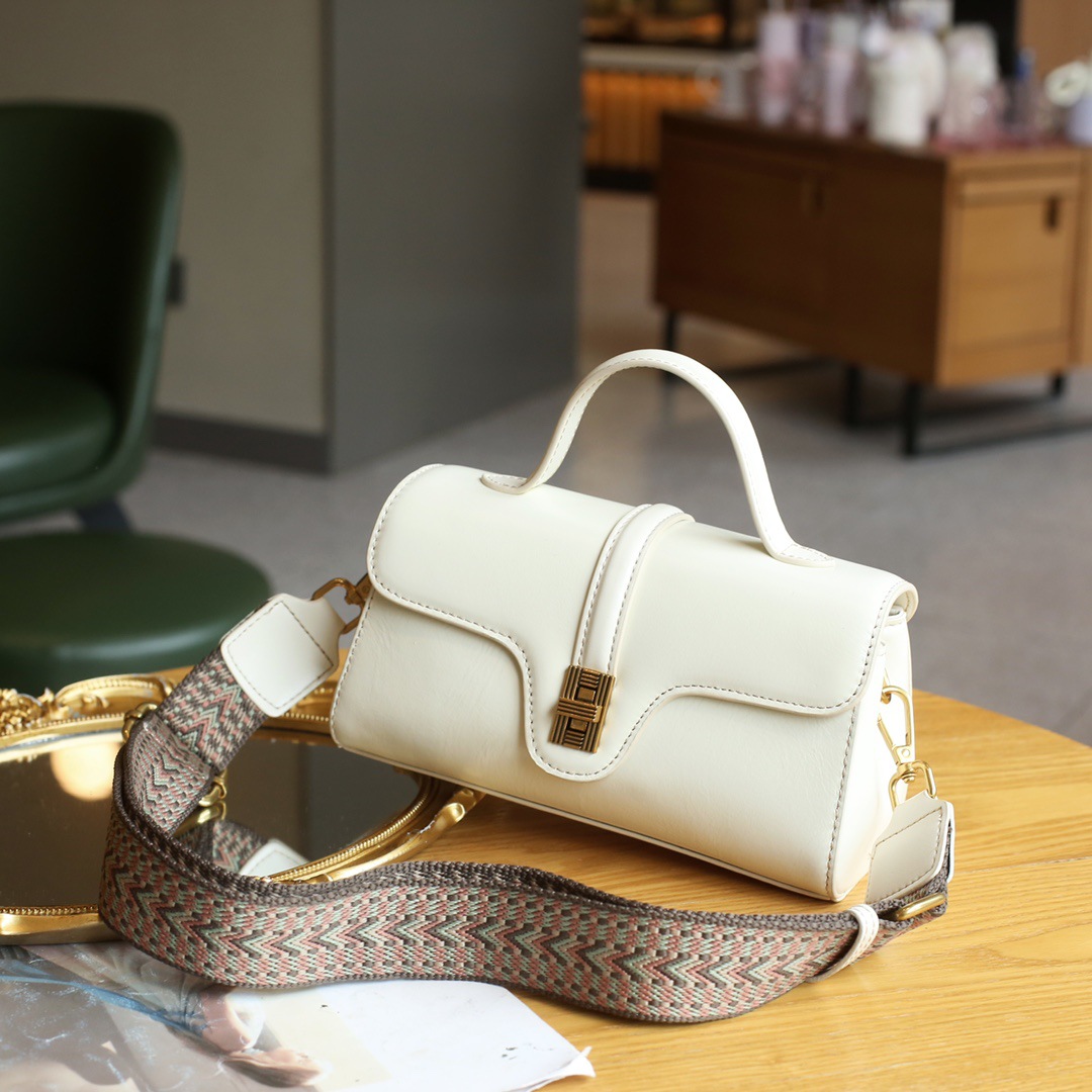 Women fashion totes cheap shoulder bags detachable strap perfect crossbody smooth real leather flap many pockets inside