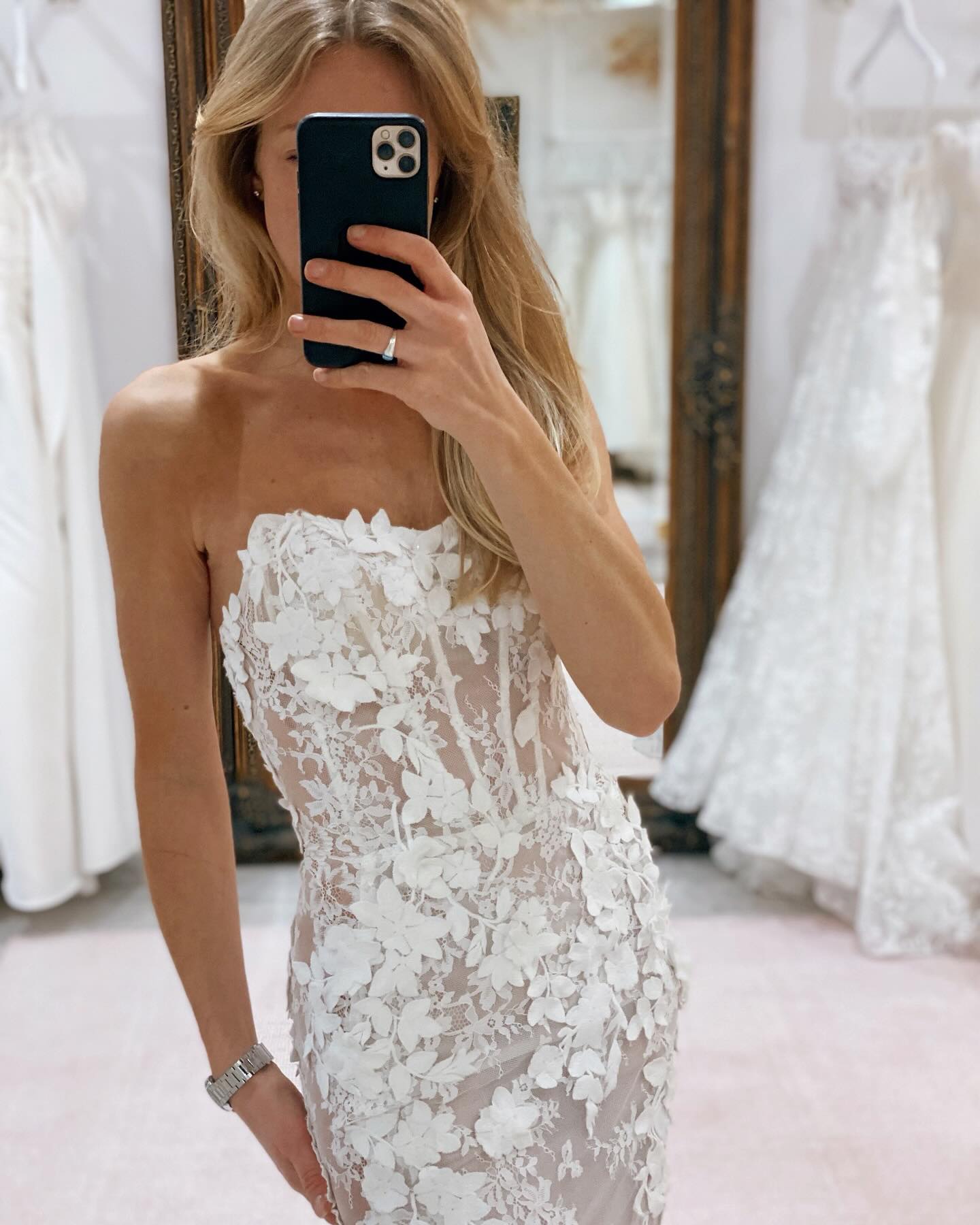 Boho Mermaid Lace Dresses Bone Bodice Strapless Country Wedding Dress Illusion Backless Wedding Bridal Gowns 0516