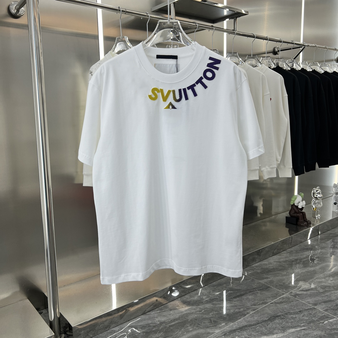 New Designer round neck relief letter print Mens T Shirt For Casual Woman Shirts Street Clothing Short Sleeve Tees 2 Color Man tshirt Top Quality