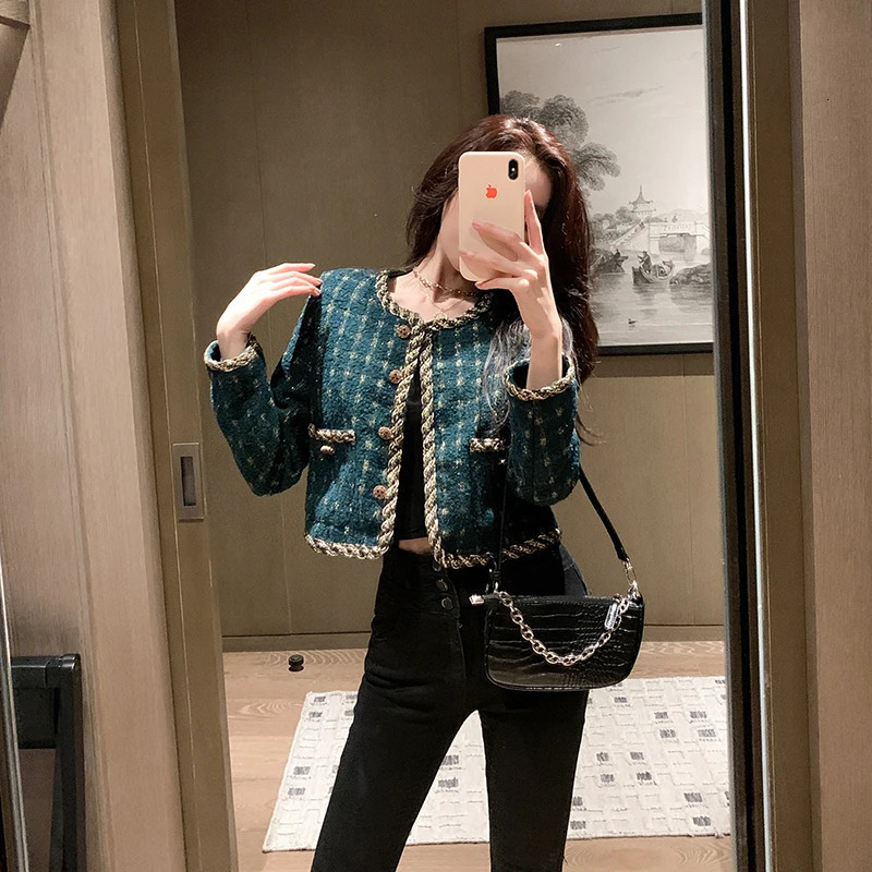 LLZACOOSH Korea Arrive Temperament Retro Grid Short Woolen Jacket Women Autumn Spring Single Breasted Chic Tweed Coat 240307