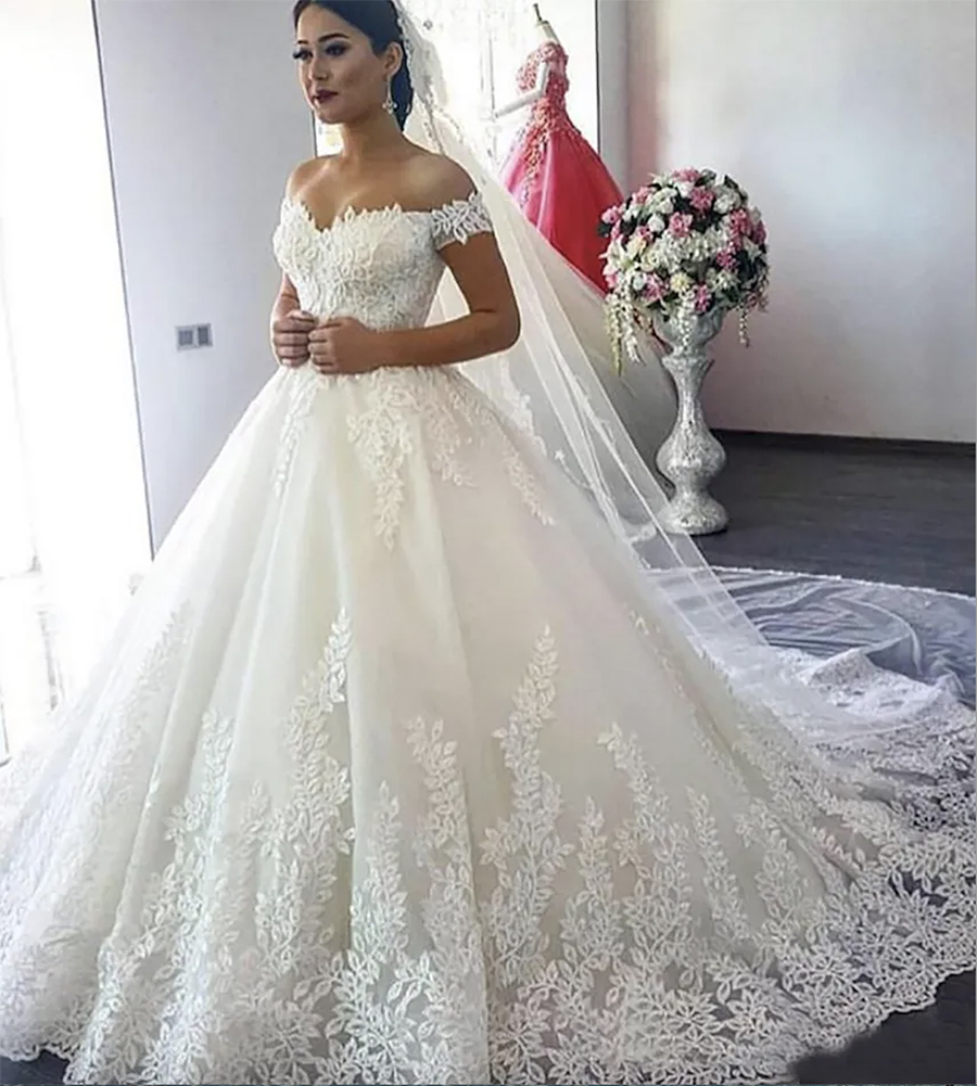 Vintage Off Shoulder African Wedding Dresses 2024 Plus Size Sweep Train Lace Up White Bridal Gowns For Garden Country abiti da sposa Free shipping