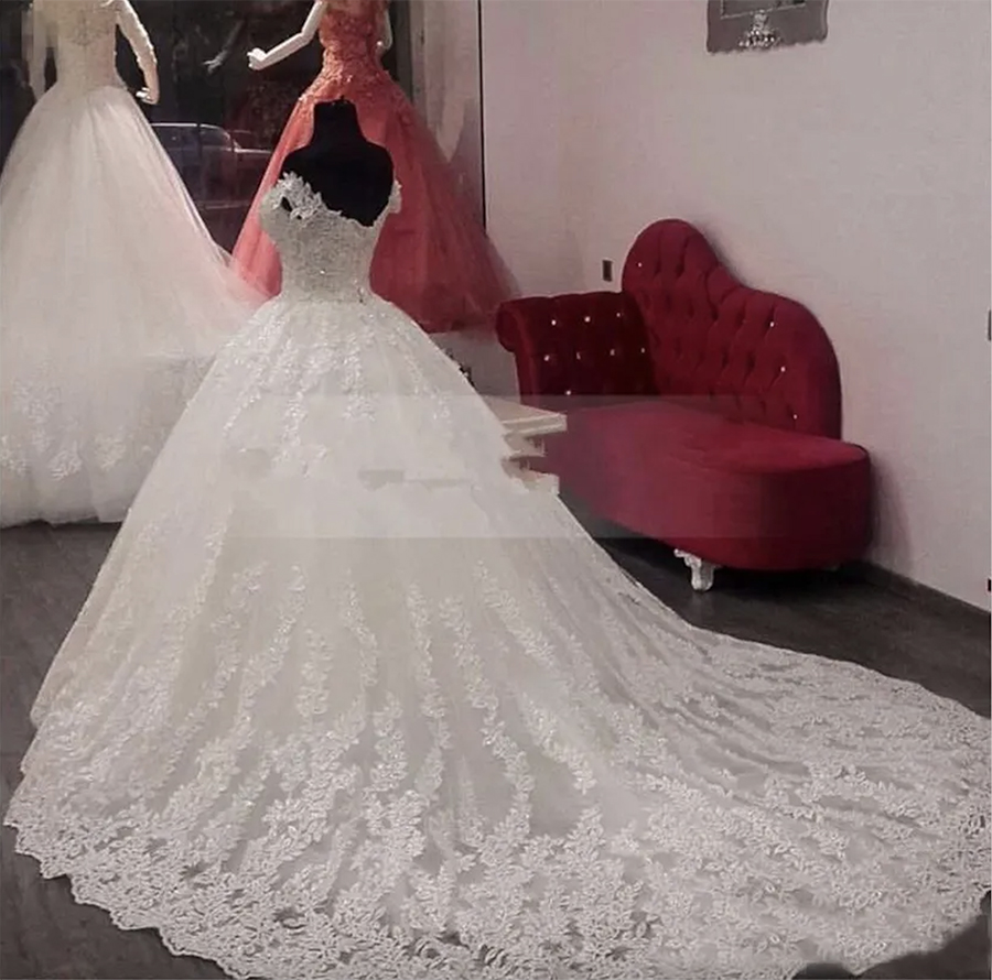 Vintage Off Shoulder African Wedding Dresses 2024 Plus Size Sweep Train Lace Up White Bridal Gowns For Garden Country abiti da sposa Free shipping