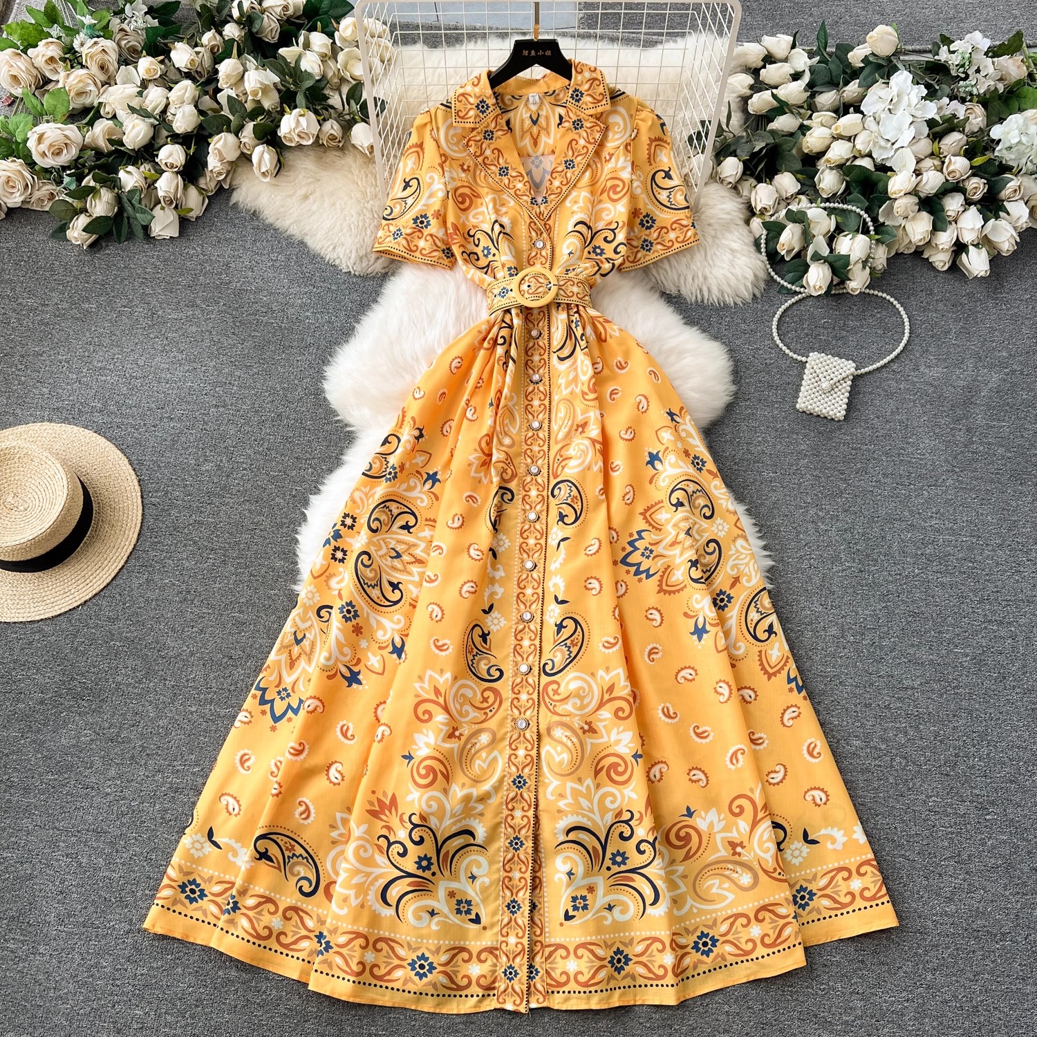 Casual Dresses Spring Vintage Floral Printed Dress High Waist V-neck Lantern Sleeve Short Pleated Dress White Red Long Sleeve A-line Dresses 2024