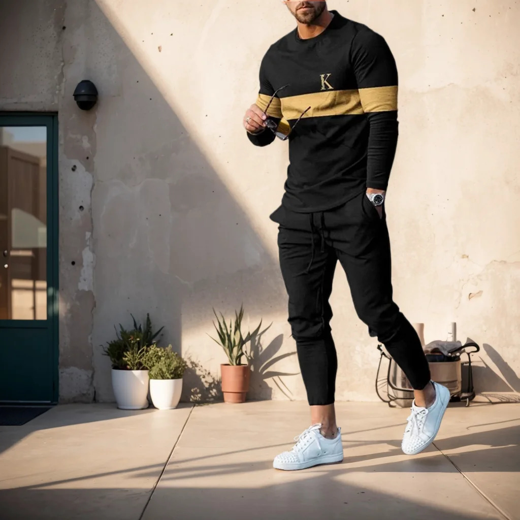 Mens Tracksuit Casual 2 Piece Sets Long Sleeve TShirt Sweatpants Set Fashion Tops Tees Outfits Oversized Men Clothing 240305