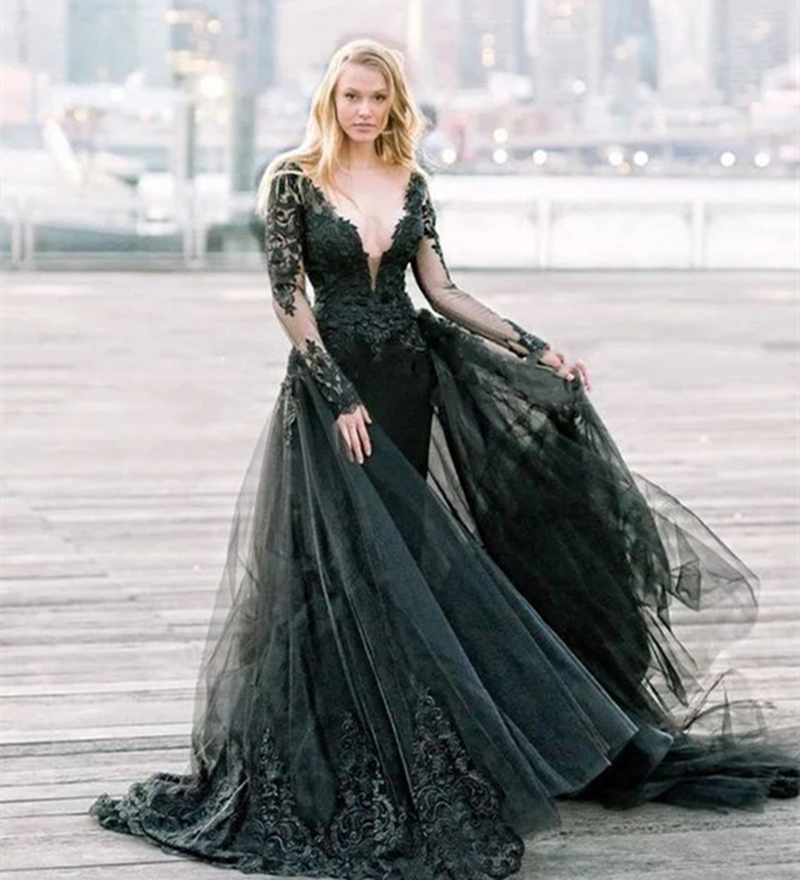 Gothic Black Mermaid Wedding Dresses With Detachable Overkirt Long Sleeves Lace Appliques V-Neck Vintage Bridal Gowns