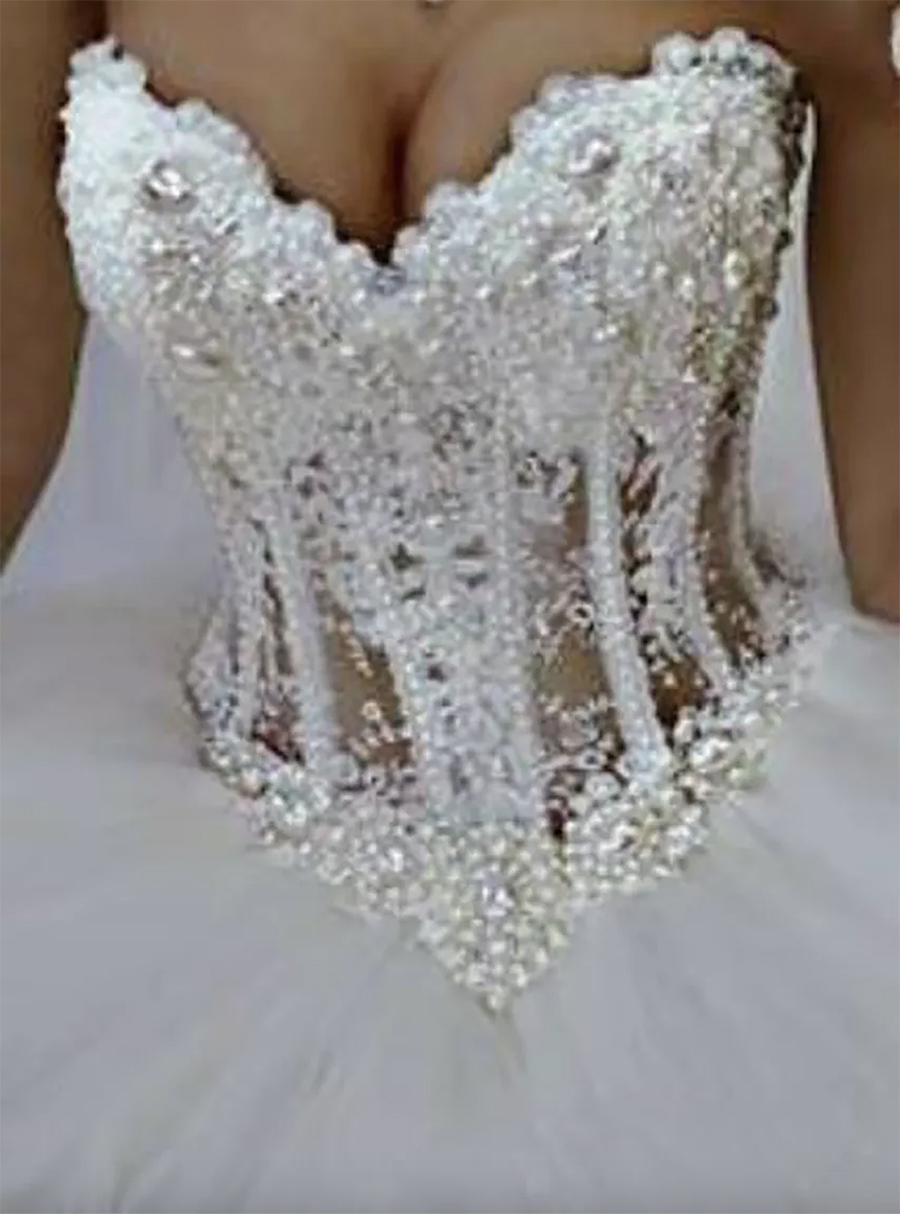 2024 Ball Gown Wedding Dresses Sweetheart Corset Floor Length Princess Bridal Gowns Beaded Lace Pearls Custom Made