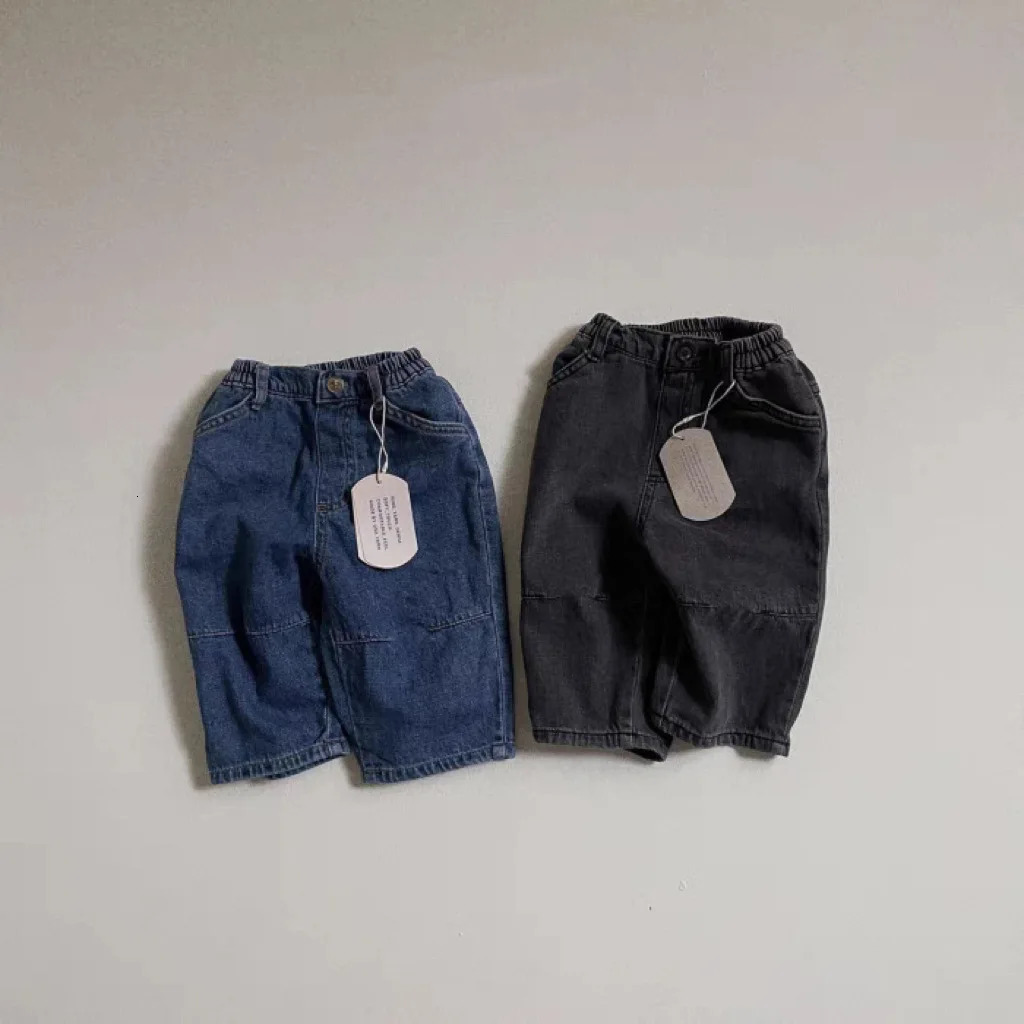 Autumn Baby Solid All-match Casual Jeans Boy Girl Children Retro Loose Pockets Wide Leg Pants Kids Cotton Fashion Denim Trousers 240228