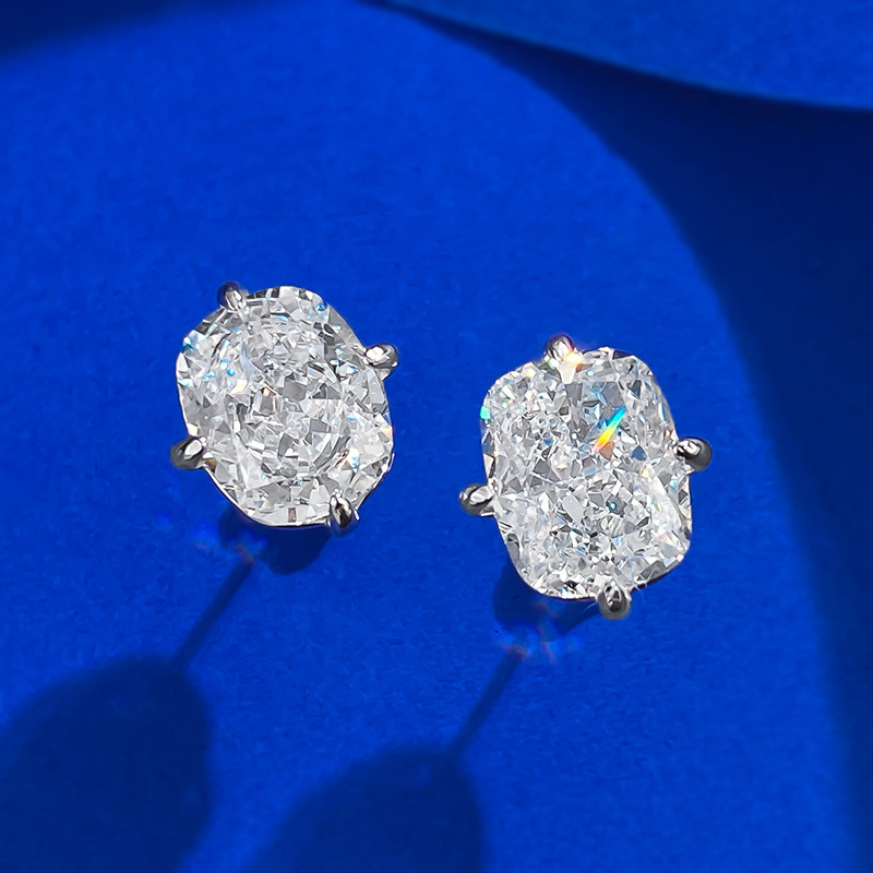 2025 Choucong Top Sell Stud Earrings Luxury Jewelry Sparkling Genuine 100% 925 Sterling Silver Cushion Shape White Moissanite Elegant Party OL Women E